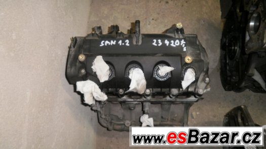 Prodám náhradní díly Renault-motor 1,2 16V – fotografie 1