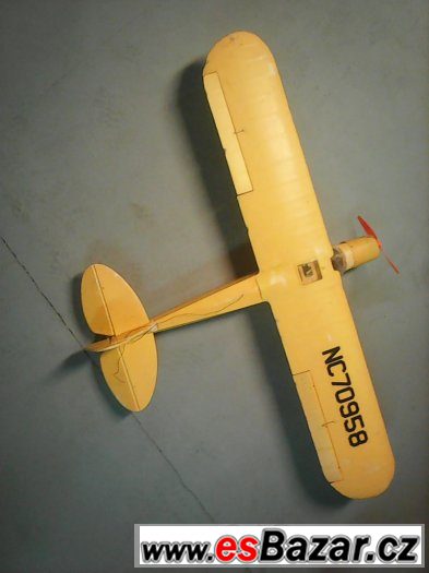 RC letadlo piper komplet se vsim vybavenim – fotografie 1