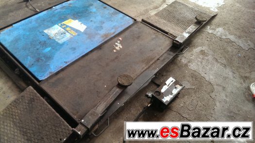 Zvedak Pneuservis – fotografie 3