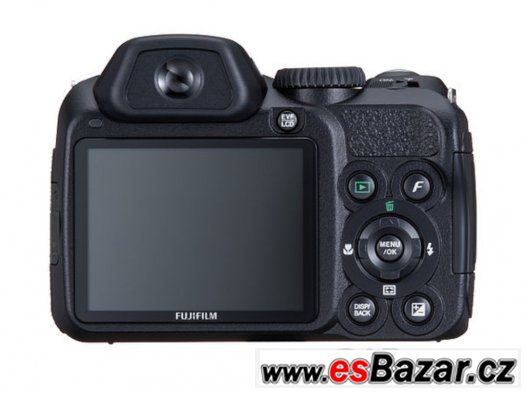 Fujifilm Finepix S2000 HD – fotografie 3
