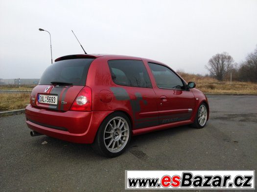 Renault Clio Sport R.S. 172 – fotografie 4