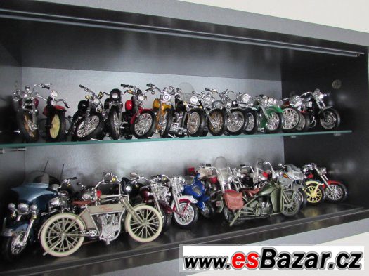 SBÍRKA MODELŮ MOTOCYKLŮ – fotografie 2