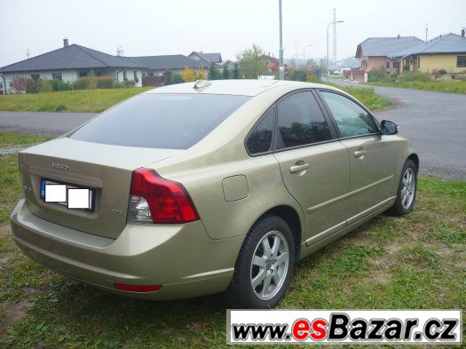 Volvo s40 2.0 diesel – fotografie 3