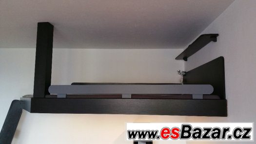 DVOUPOSTEL ZÁVĚSNÁ – fotografie 5