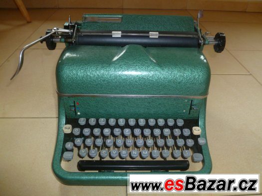 Retro psací stroj – fotografie 1