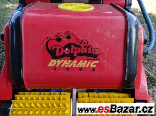 Bazénový automatický vysavač Dolphin Dynamic 3002 – fotografie 2