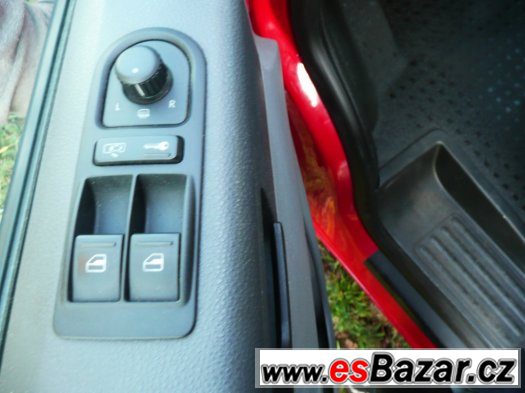 Prodám VW Transporter s klimou r.v.2008 – fotografie 4