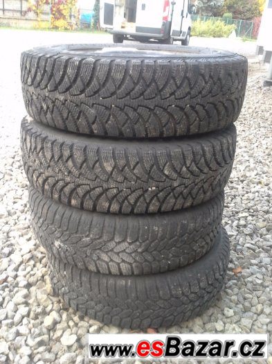 Zimní pneu 165/70R13 – fotografie 1