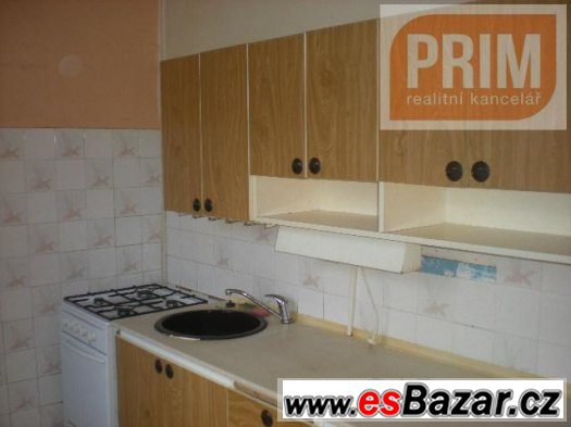 Byt 3+1, Chomutovská, Kadaň – fotografie 1