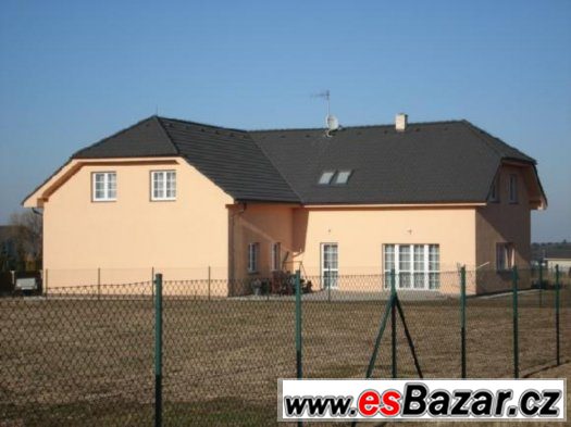 Krásný rodinný dům,370m2, pozemek 861m2, Jesenice u Prahy – fotografie 2