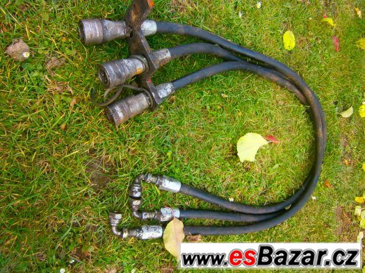 rozvadec. rychlospojky hadice na hydrauliku – fotografie 3