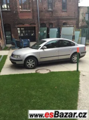 Volkswagen PASSAT 1.8 T (110 kw)