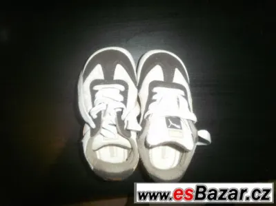 dětské tenisky zn.PUMA VEL.25 nové