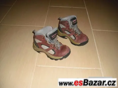 boty HI-TEC