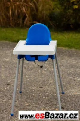 Krmící židličky pro dvojčata