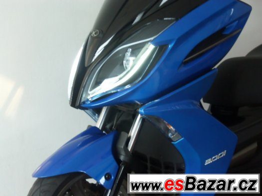 Prodám skútr KYMCO K-XCT 300i – fotografie 5
