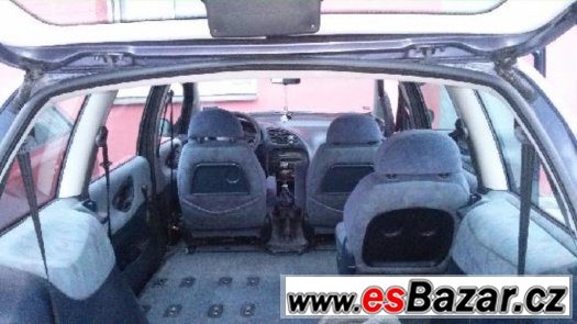 Ford Galaxy 2,0i 7míst – fotografie 2