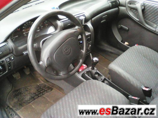 Opel Astra 1.4 – fotografie 3