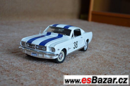 Kovové modely Ford, Jaguar, Shelby Cobra 1/18 – fotografie 4