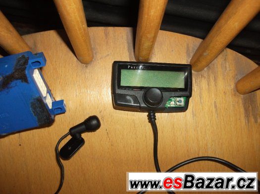 handsfree parrot – fotografie 3
