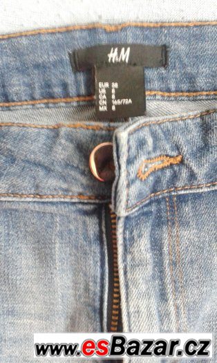 H&M DŽÍNY – fotografie 2