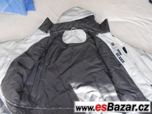 Snowboardová bunda NIKE – fotografie 3