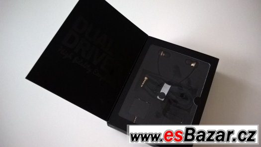 Sluchátka Degauss Labs s mikrofonem a ovladačem pro Android – fotografie 3