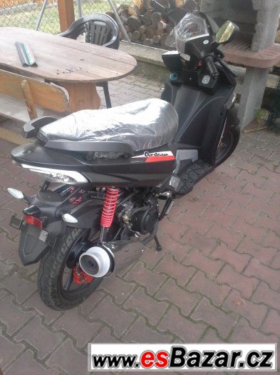 Nový skůtr MAXON Ardour 125 – fotografie 2