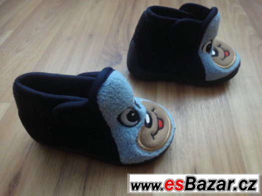 Dětské bačkůrky s pevnou podrážkou. Délka stélky cca 12cm. D – fotografie 3