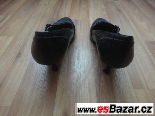 nové boty Ariane, velikost 40 i s krabicí, původní cena 499, – fotografie 4