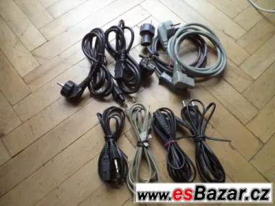 Prodám napájecí kabely k počítačům, USB kabely k tiskárnám