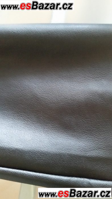 Krásná černá bundička – fotografie 2