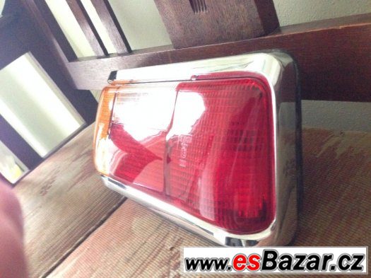 Mercedes Benz 280 W114 W115 Zadní světla – fotografie 3