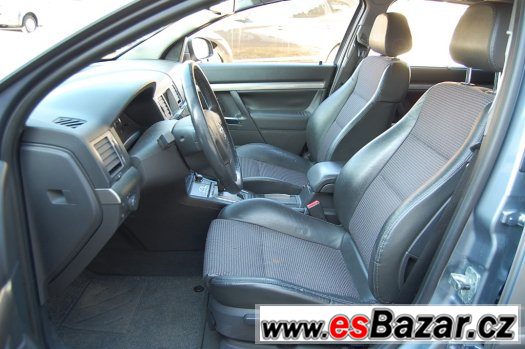 Opel Signum 2.2 DTi - automat – fotografie 3