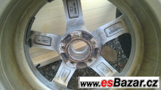 Litá kola VW Passat CC – fotografie 4