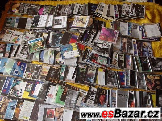 180 dvd s pc hrami – fotografie 4