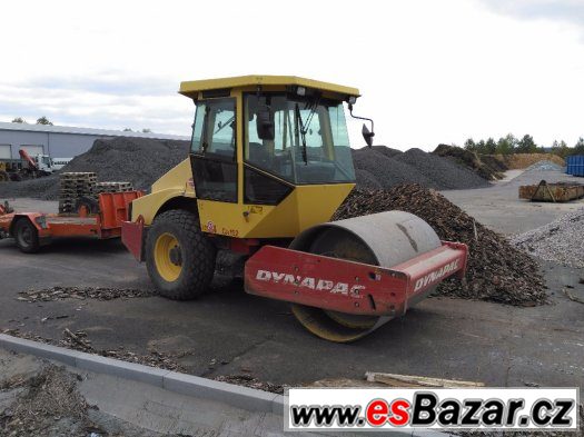 Válec Dynapac CA152D – fotografie 4
