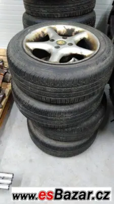 4ks ALU 15" BORBET, 4x108, střed 65mm + PNEU