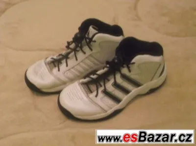 Nádherné boty na basketball - Adidas vel. 31,5