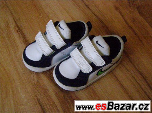 Nové tenisky Nike velikost 21 - délka stélky 11 cm – fotografie 1