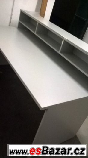 Vybavení do obchodu – fotografie 1