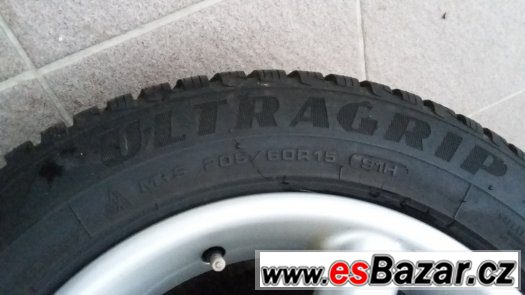 zimní vzorek 8mm Good Year Ultragrip 205/60/15 + disky 5x120 – fotografie 4
