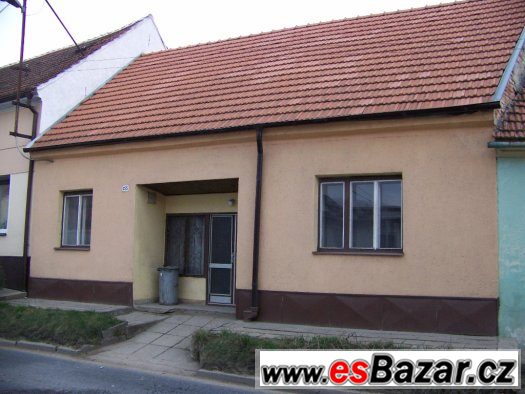 Prodej RD 5+1 Blučina, CP 320 m2 – fotografie 1
