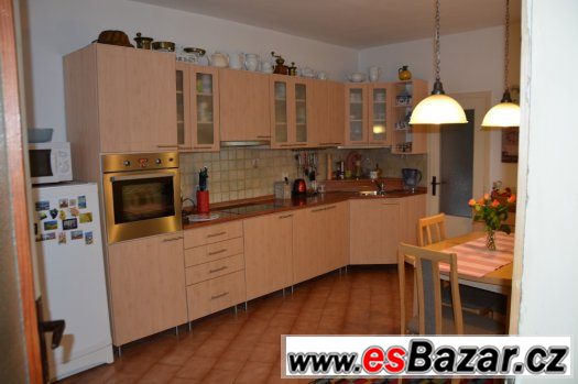 Prodej RD 4+1 D.Kounice, UP 244 m2, CP 1026 m2 – fotografie 3