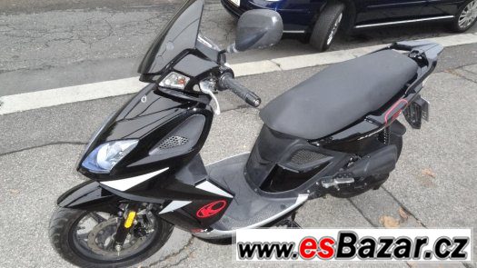 Prodej skůtru Kymco Super 8 50 2t – fotografie 2