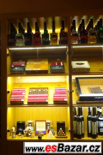 Vybavení obchodu / prodejny - Top Spirits / Cigars – fotografie 1