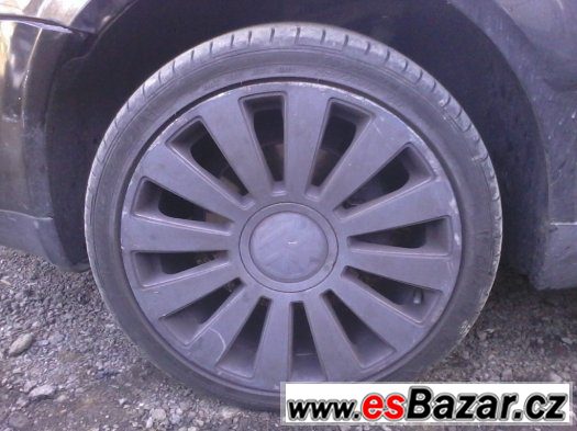 VW Passat 1.9 TDI 96 kw/130 k AWX sedan, černá met. – fotografie 5