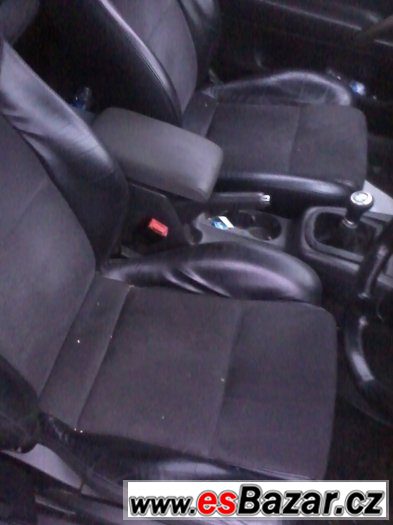 VW Passat 1.9 TDI 96 kw/130 k AWX sedan, na ND – fotografie 5