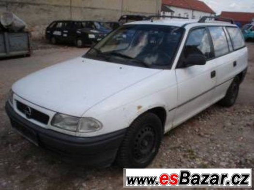 PRODAM DILY NA OPEL ASTRA  F 1,7TD -SEDAN – fotografie 1