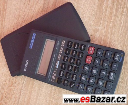 Kalkulačka Casio – fotografie 1